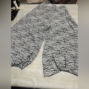 Zebra Print‎ Wide-Leg Pants set